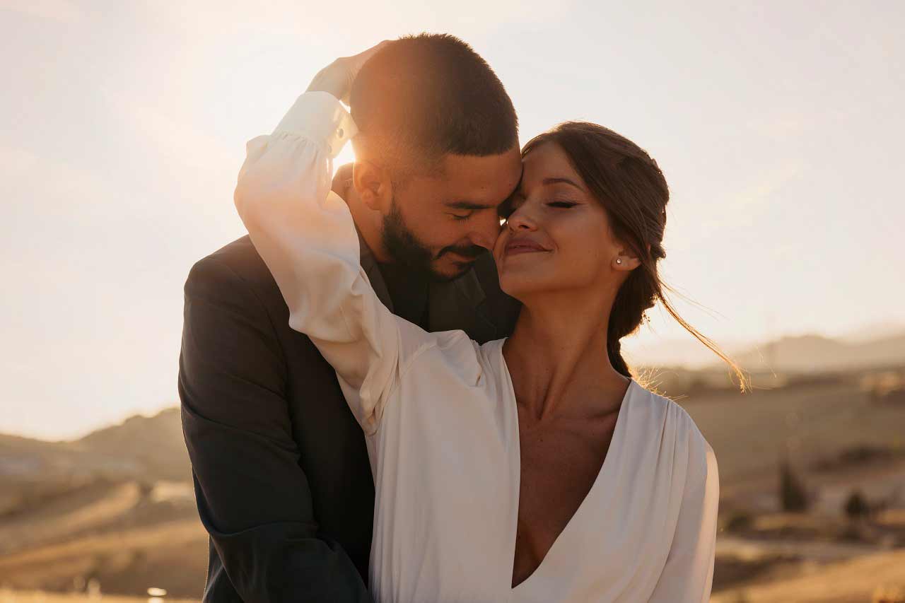 luxury dating Canada